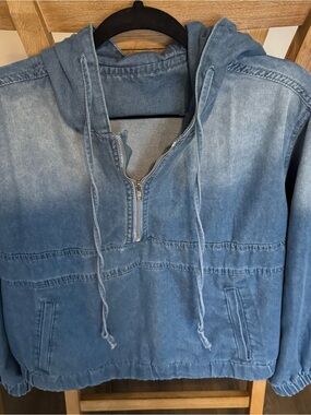 Women's Washed Blue Denim Pullover Jeans Jacket with Hoodie